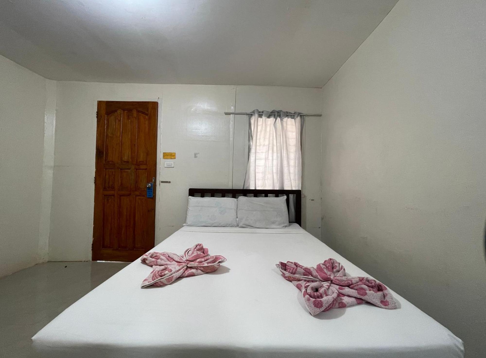 Beach Placid Resort Powered By Cocotel Ocoy Pokoj fotografie